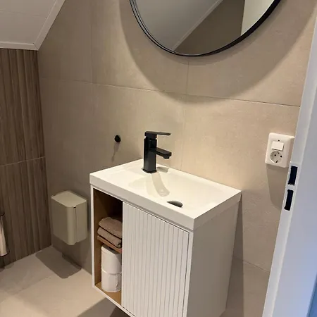 Feriehus 6 Personen Enl Boutique 92 Per 4 November 2026 Met Hottub En Airco Ewijk